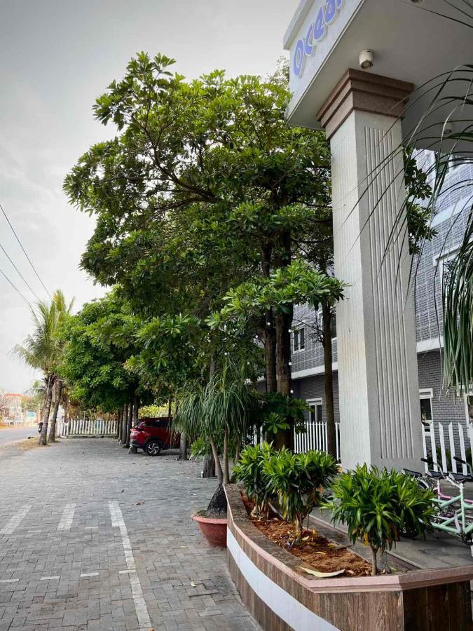 Resort Oceanward & Long Hải