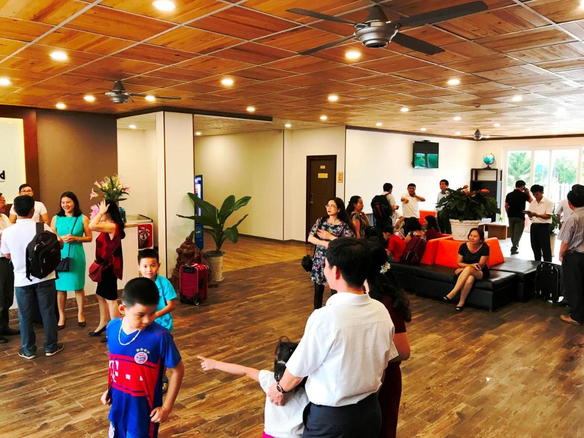 Resort Oceanward & Long Hải