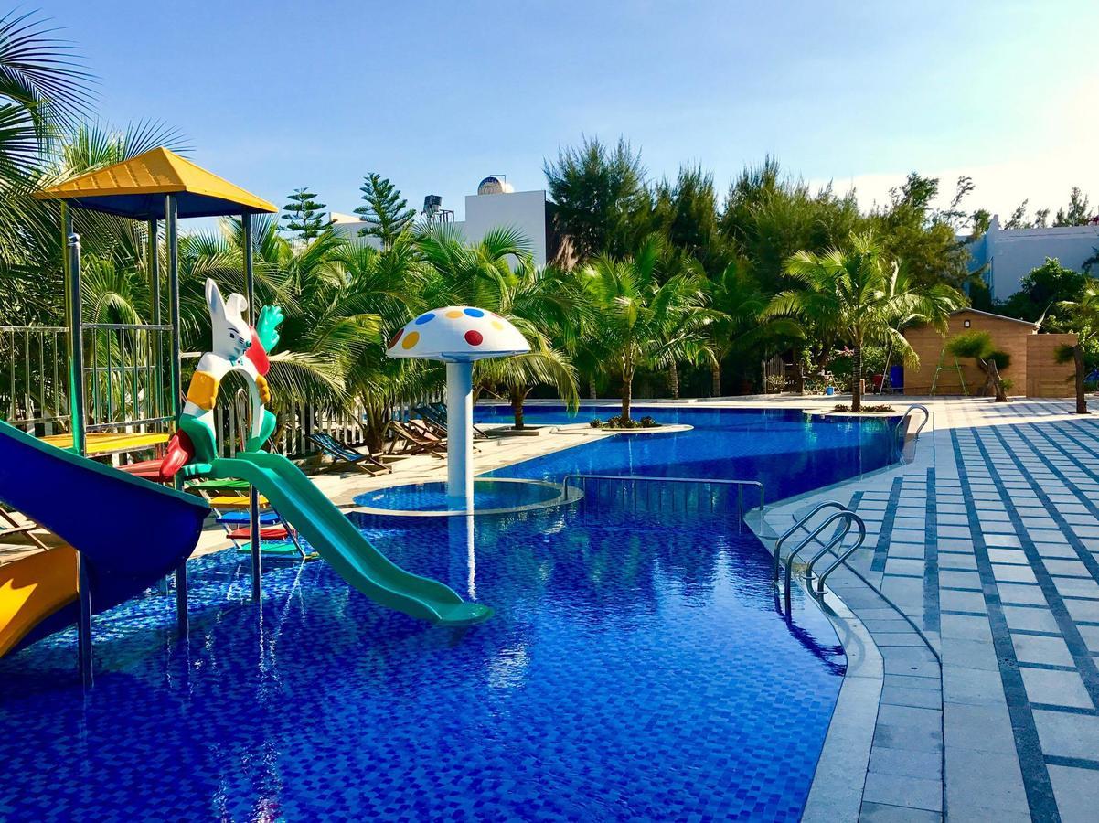 Oceanward & Resort Long Hai